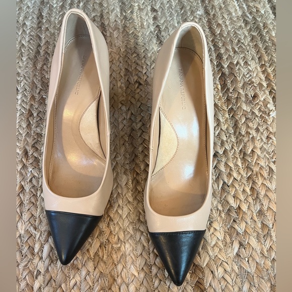 Banana Republic Cap Toe Block Heels - Picture 4 of 7